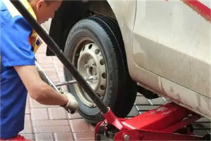 西林附近拖车24小时服务热线电话