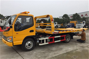 西林哪里有拖车服务